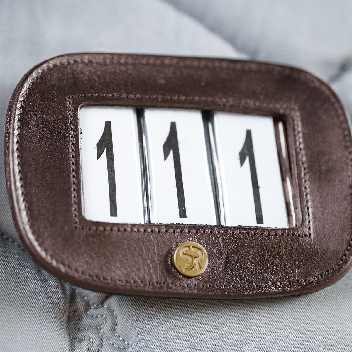 Number holder with start numbers 3-digit