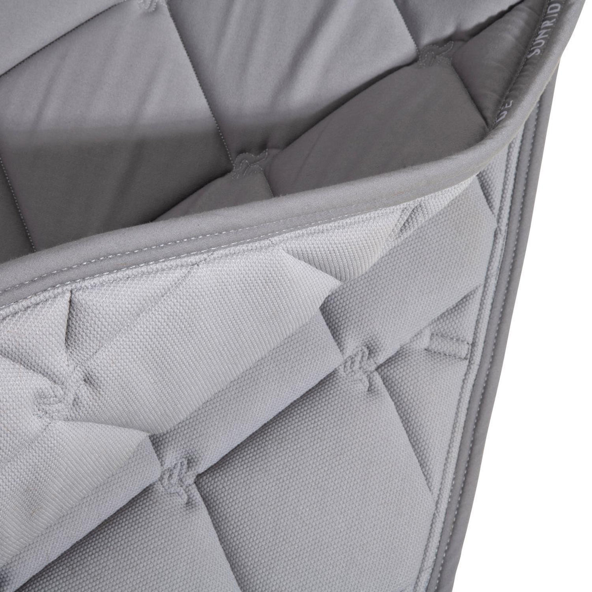 Jumping saddle pad with ear net "Wellington"