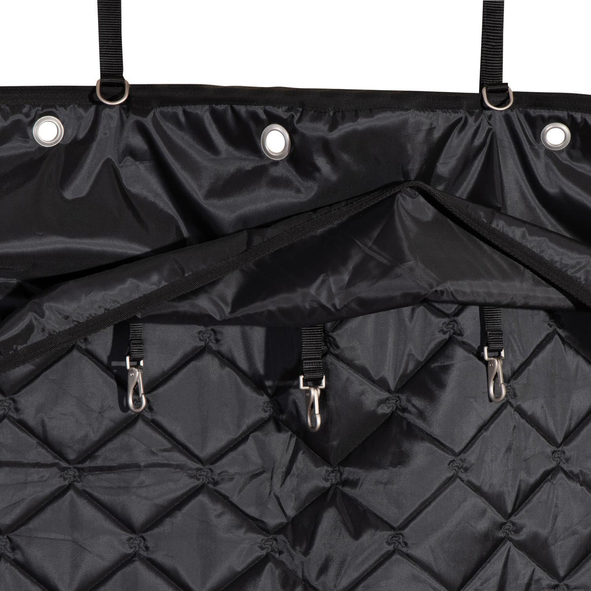 Stable Curtain