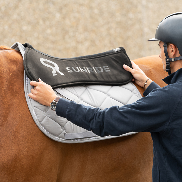 five layer saddle half pad cloud one black for dressage saddles put on a horse back