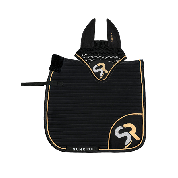 dressage saddle pad gold black breathable with fur and matching earnet in a set set of breathable dressage saddle pad gold and black exclusive line with fur on withers and matching earnet
