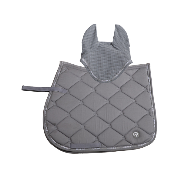 set of grey wellington line jumping saddle pad with breathable air mesh spine and matching elastic ernet by sunride