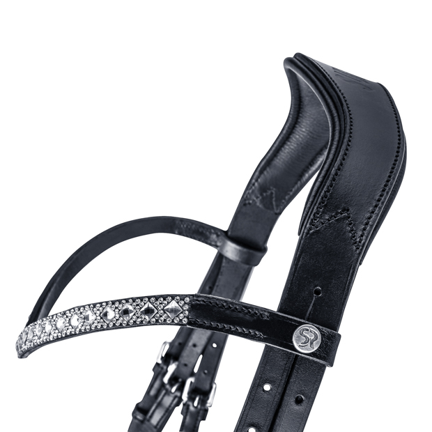 detailed view of shaped neck part and gem stones of swedish leather bridle aspen with glossy nose band and matching gem stones in black with silver mounting including reins