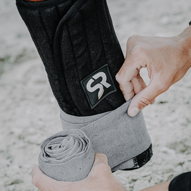 bandagierunterlagen schwarz mit klett im zweier set schwarze bandagierunterlagen mit klettverschluss im zweier set mit passender bandage