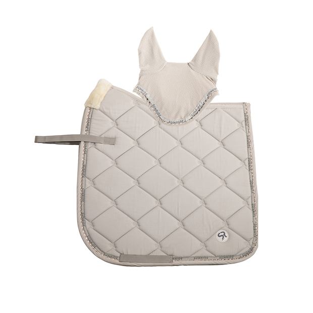 set of dressage saddle pad wellington beige with gemstones, breathable spine and padded withers and matching earnet set of breathable dressage saddle pad wellington beige with gemstones and fur on withers with matching earnet wellington