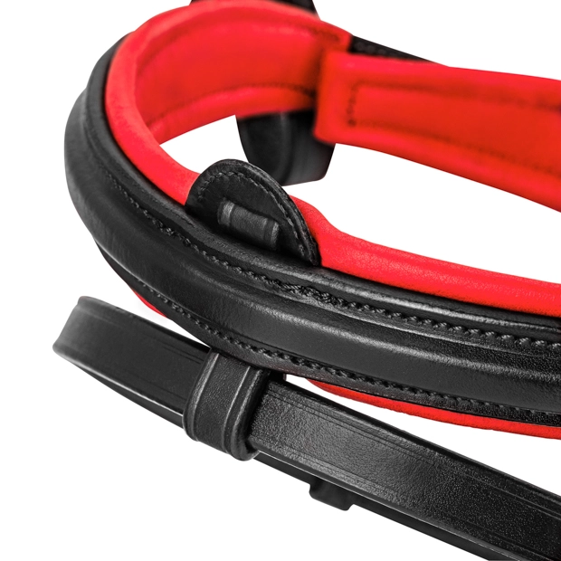 detailed view of detachable curb lash of red padded english combined black leather bridle hawaii with silver mounting including reins