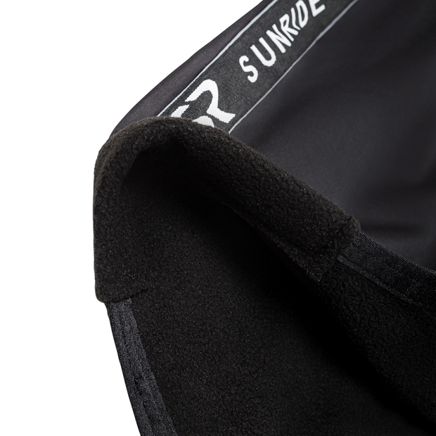 abschwitzdecke boston schwarz mit genickpolster schwarze abschwitzdecke mit genickschutz von sunride