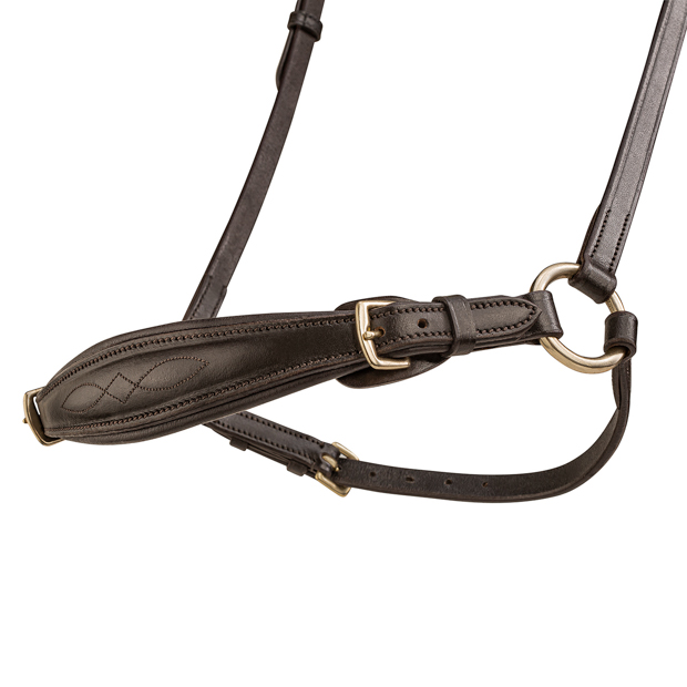 detailed view of nose piece  of hannoverian bridle hannover in brown leather with golden mounting and reins included by sunride