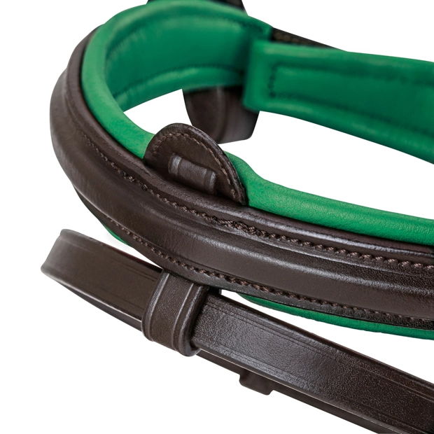 detailed view of detachable curb lash of green padded english combined brown leather bridle hawaii with golden mounting including reins